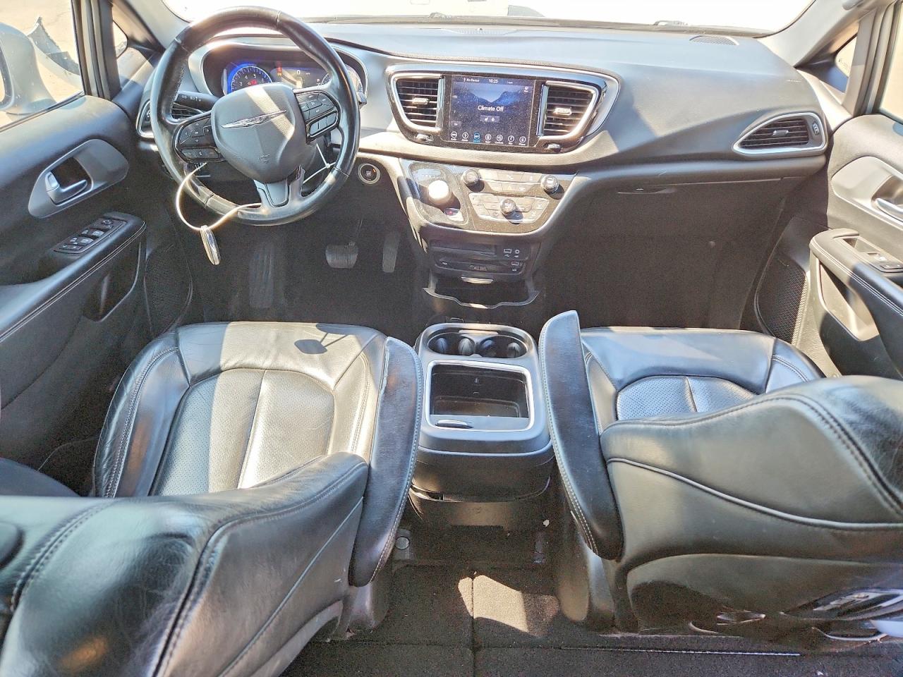 2018 CHRYSLER PACIFICA