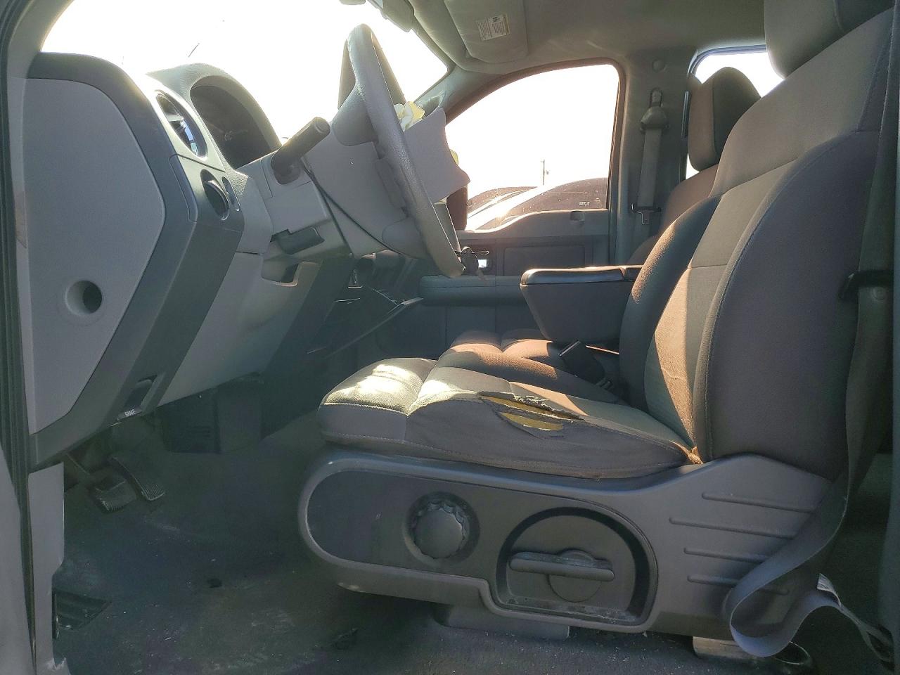 2004 FORD F150