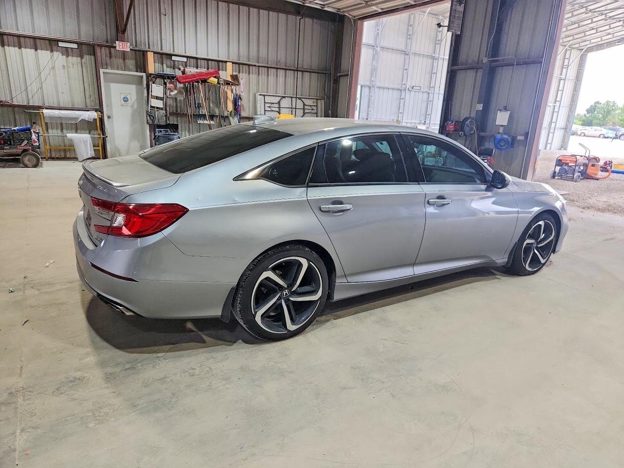2018 HONDA ACCORD