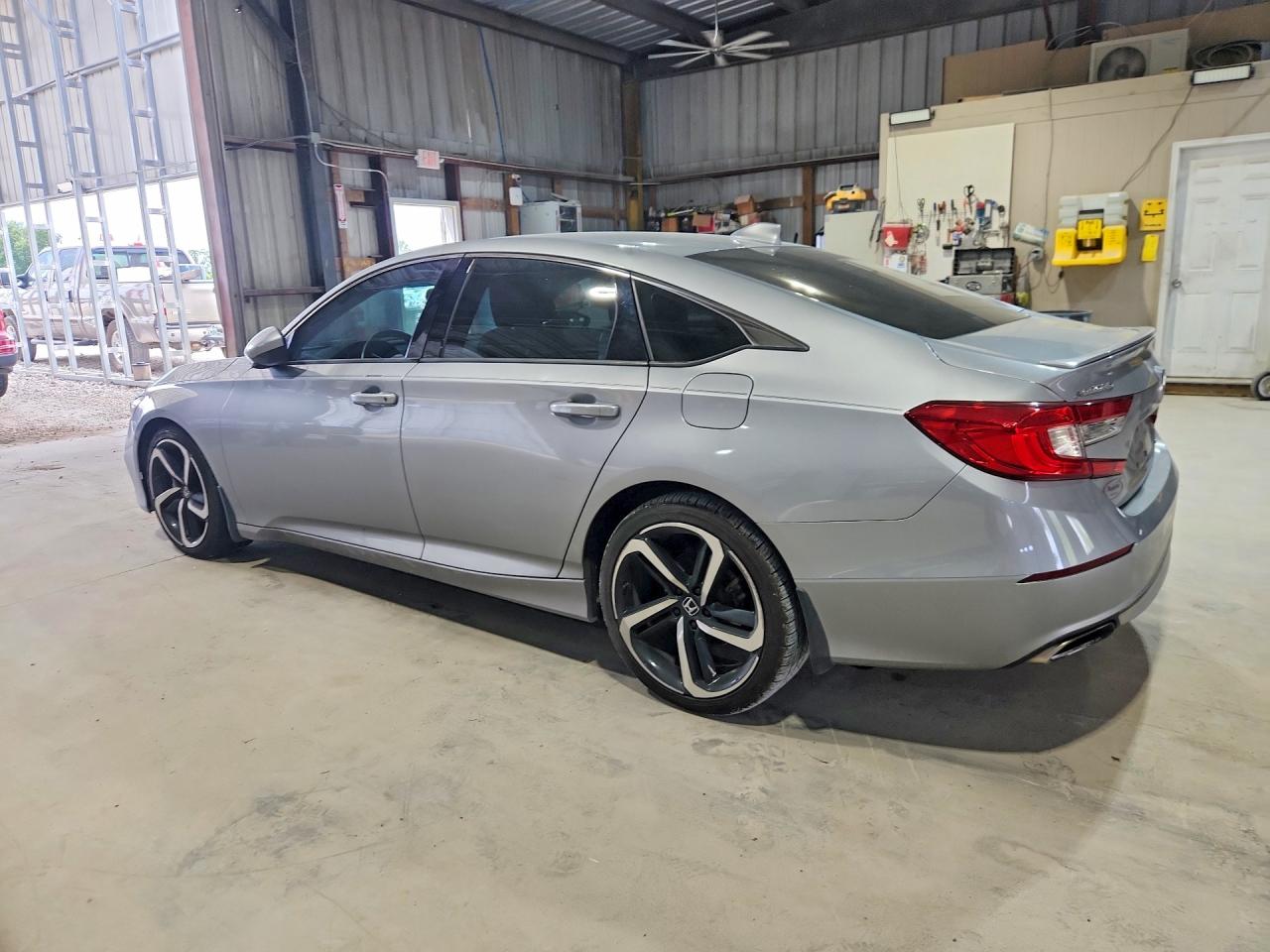 2018 HONDA ACCORD