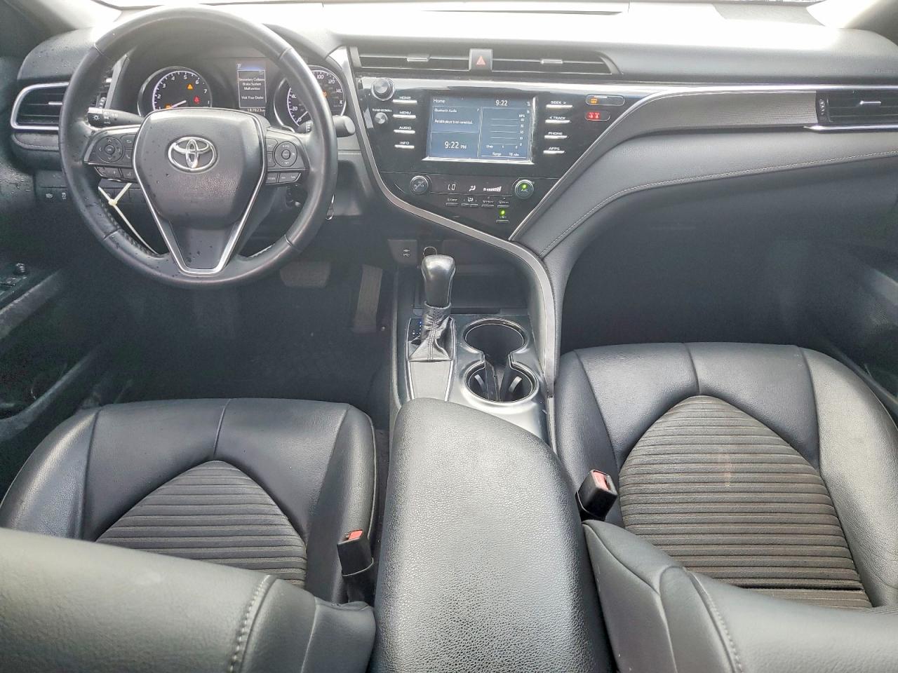 2018 TOYOTA CAMRY