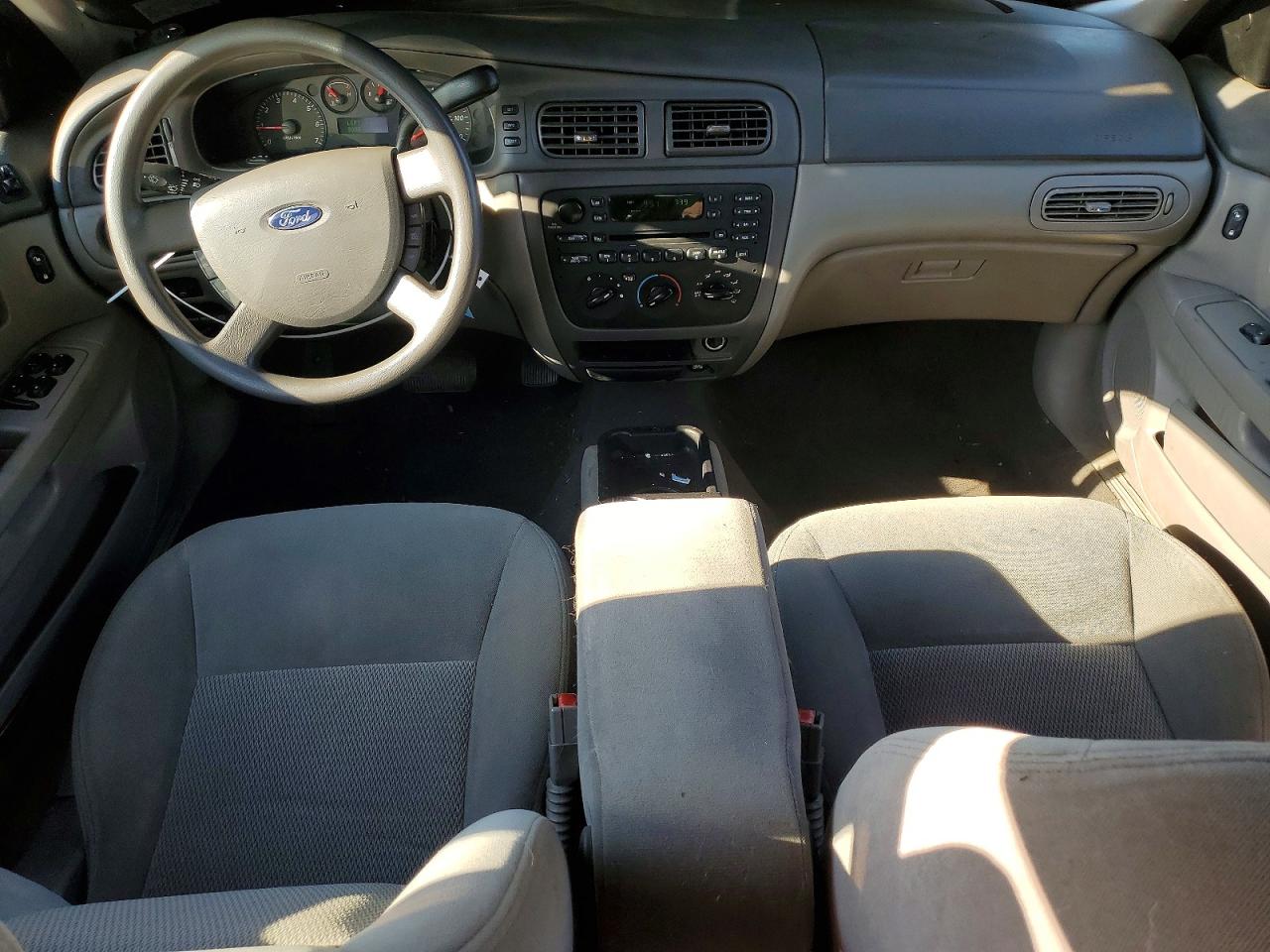 2004 FORD TAURUS