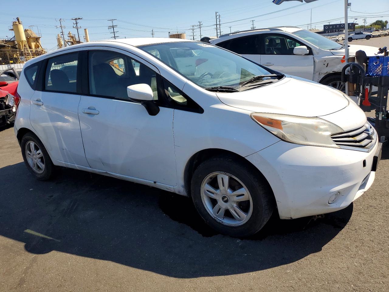2016 NISSAN VERSA