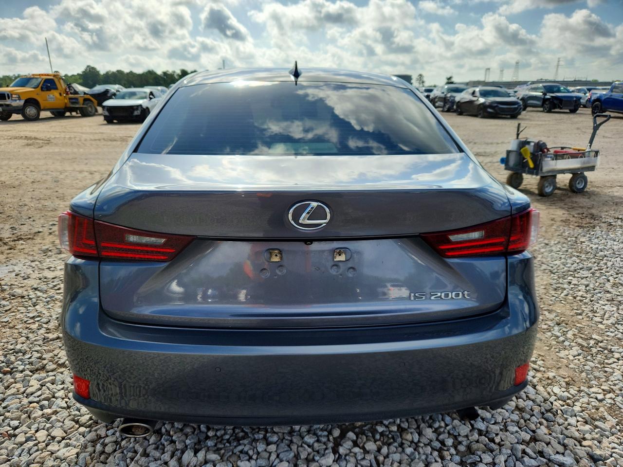 2016 LEXUS IS