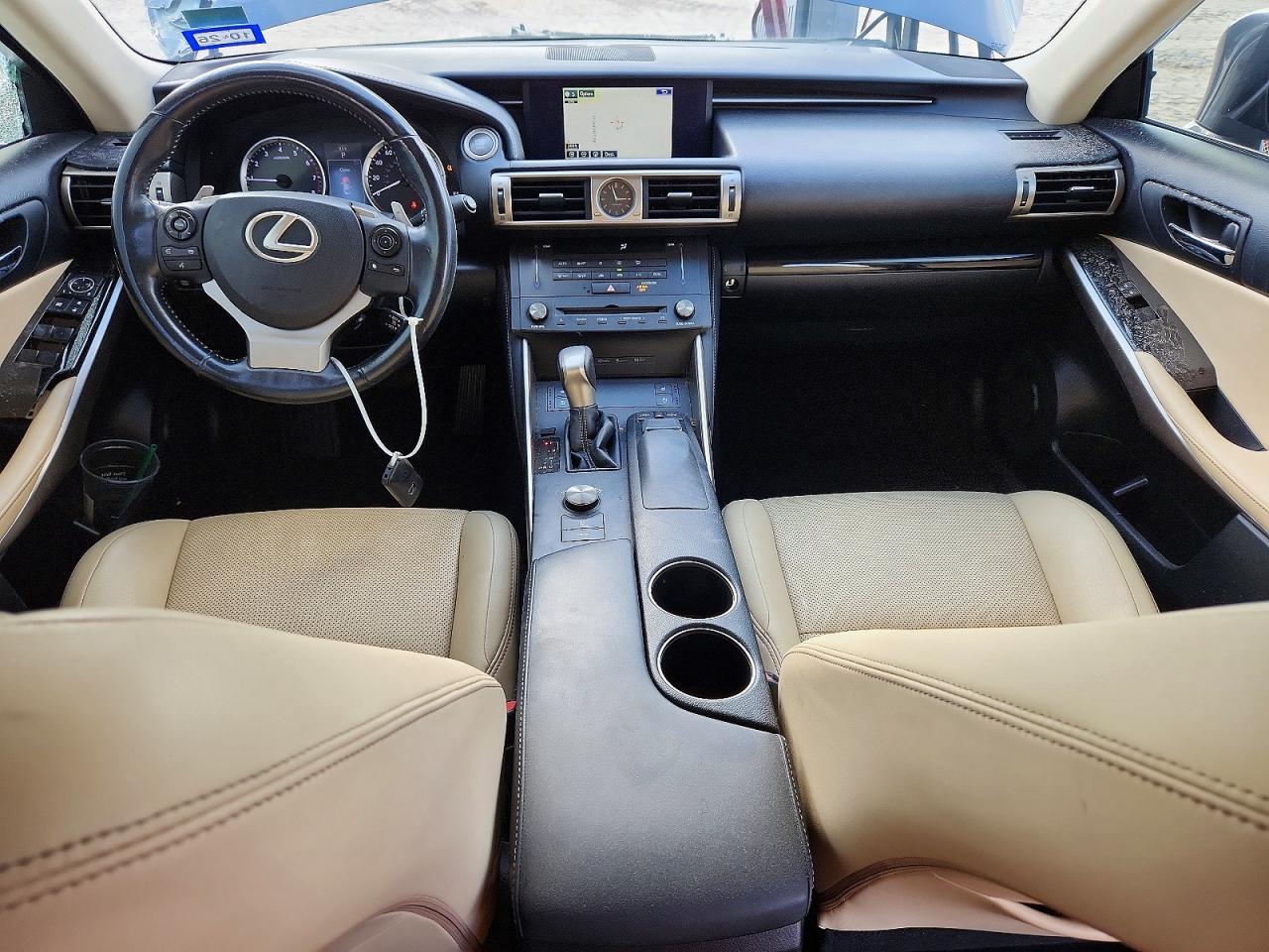 2016 LEXUS IS