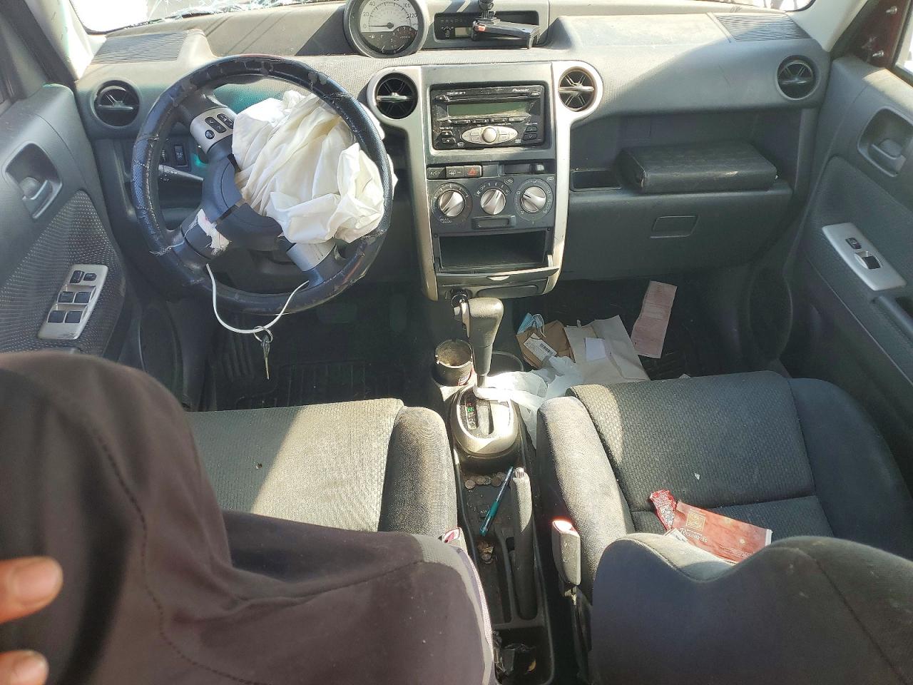 2006 TOYOTA SCION