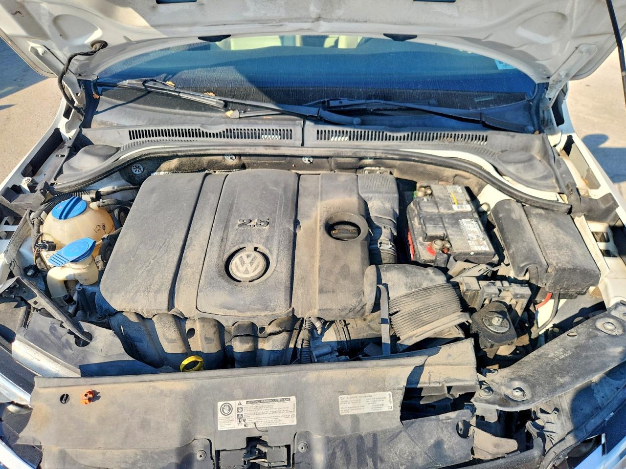 2013 VOLKSWAGEN JETTA