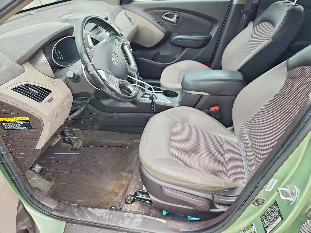 2010 HYUNDAI TUCSON