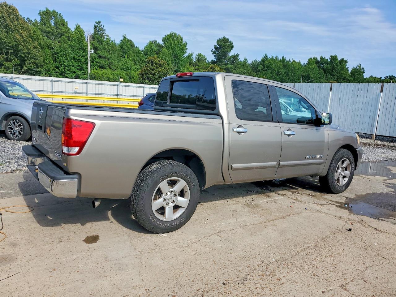 2006 NISSAN TITAN