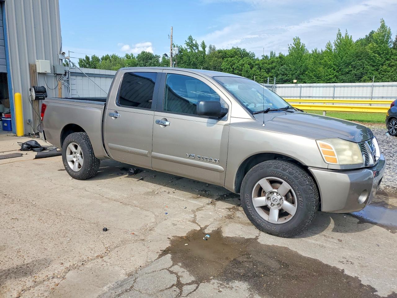 2006 NISSAN TITAN