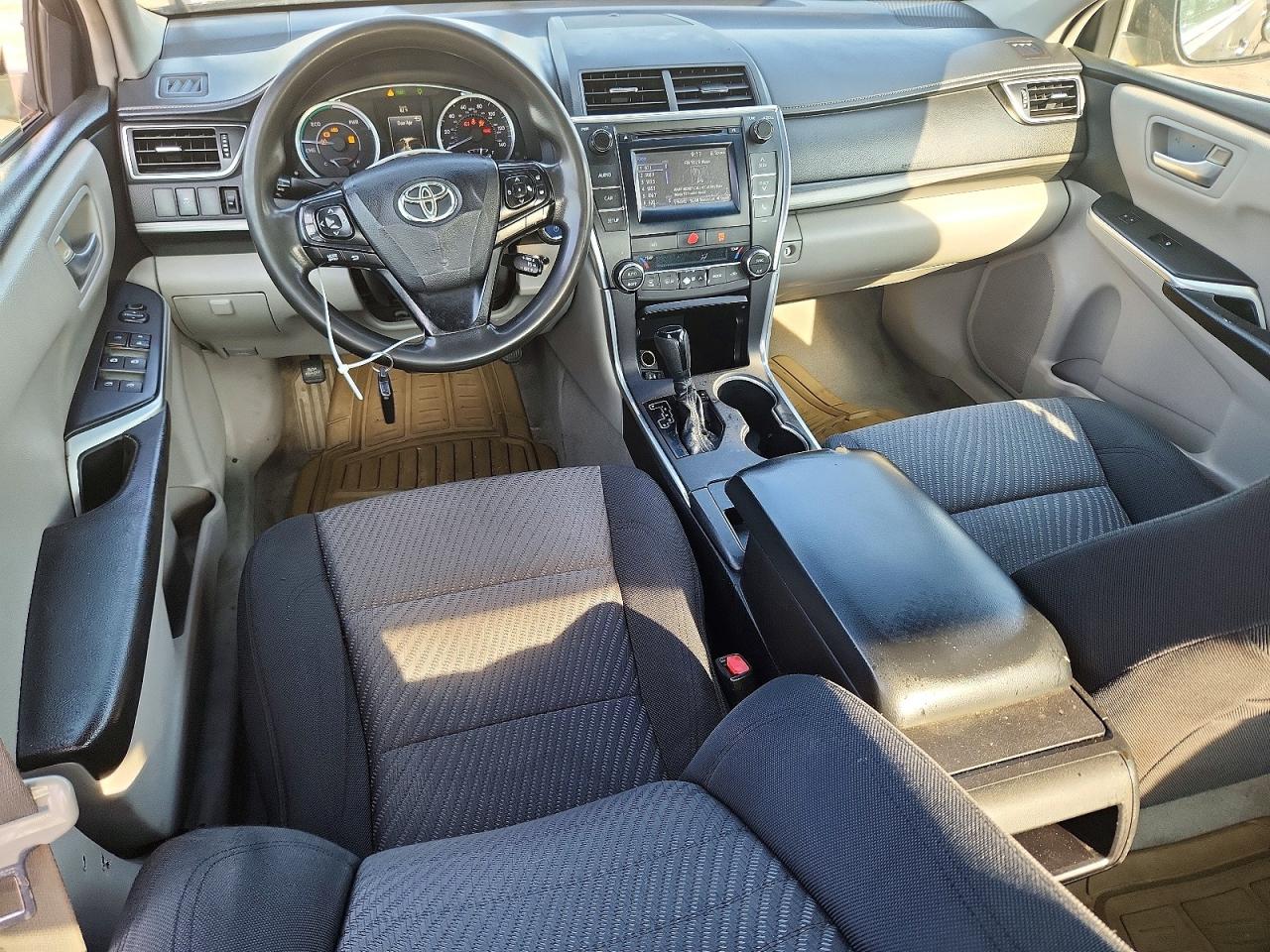 2015 TOYOTA CAMRY SOLA