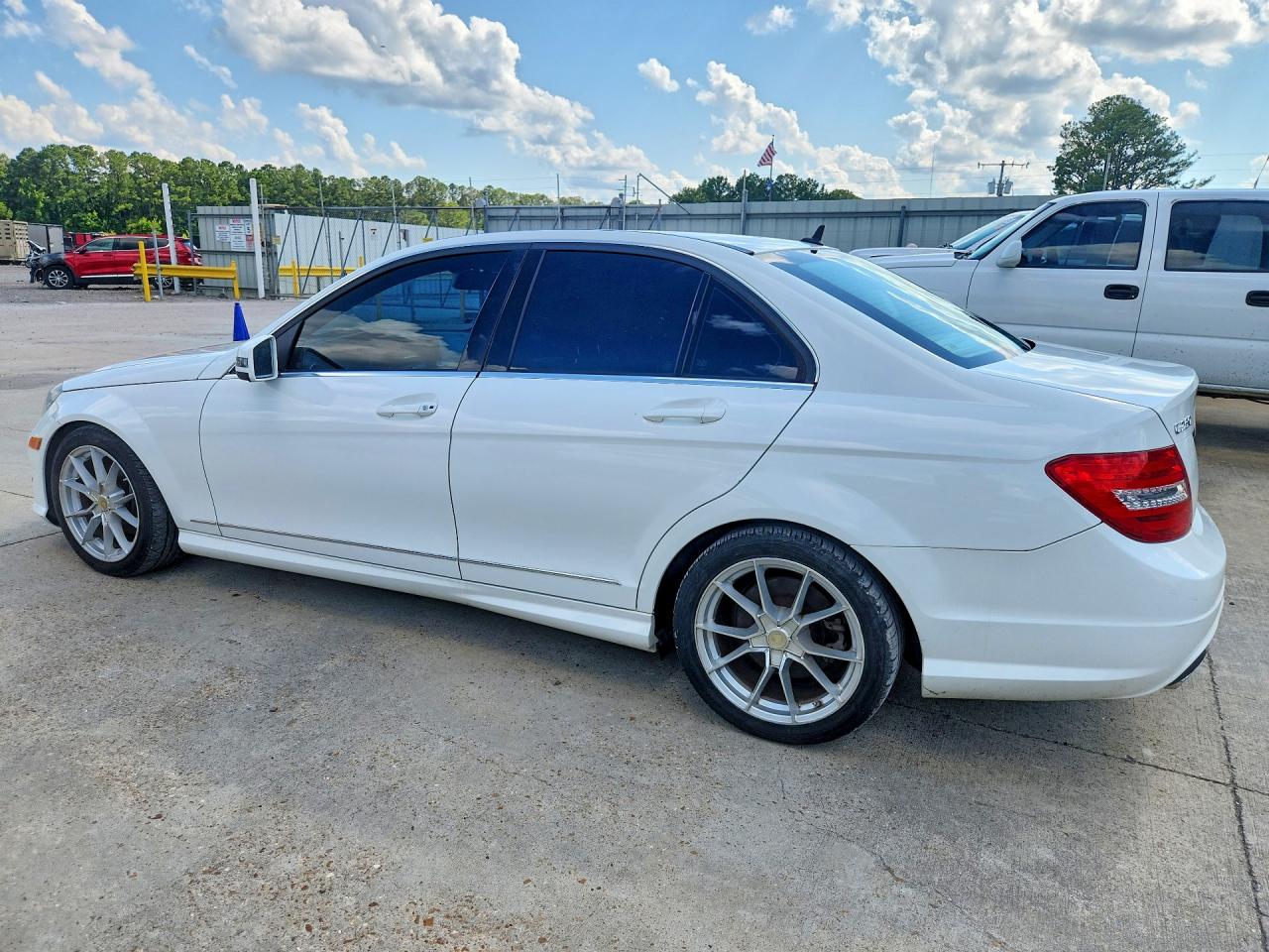 2014 MERCEDES-BENZ C-CLASS