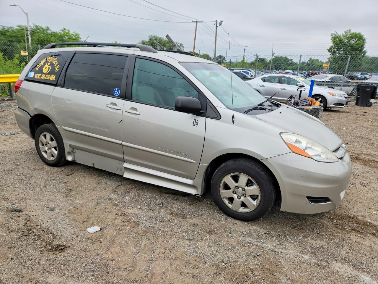 2008 TOYOTA SIENNA