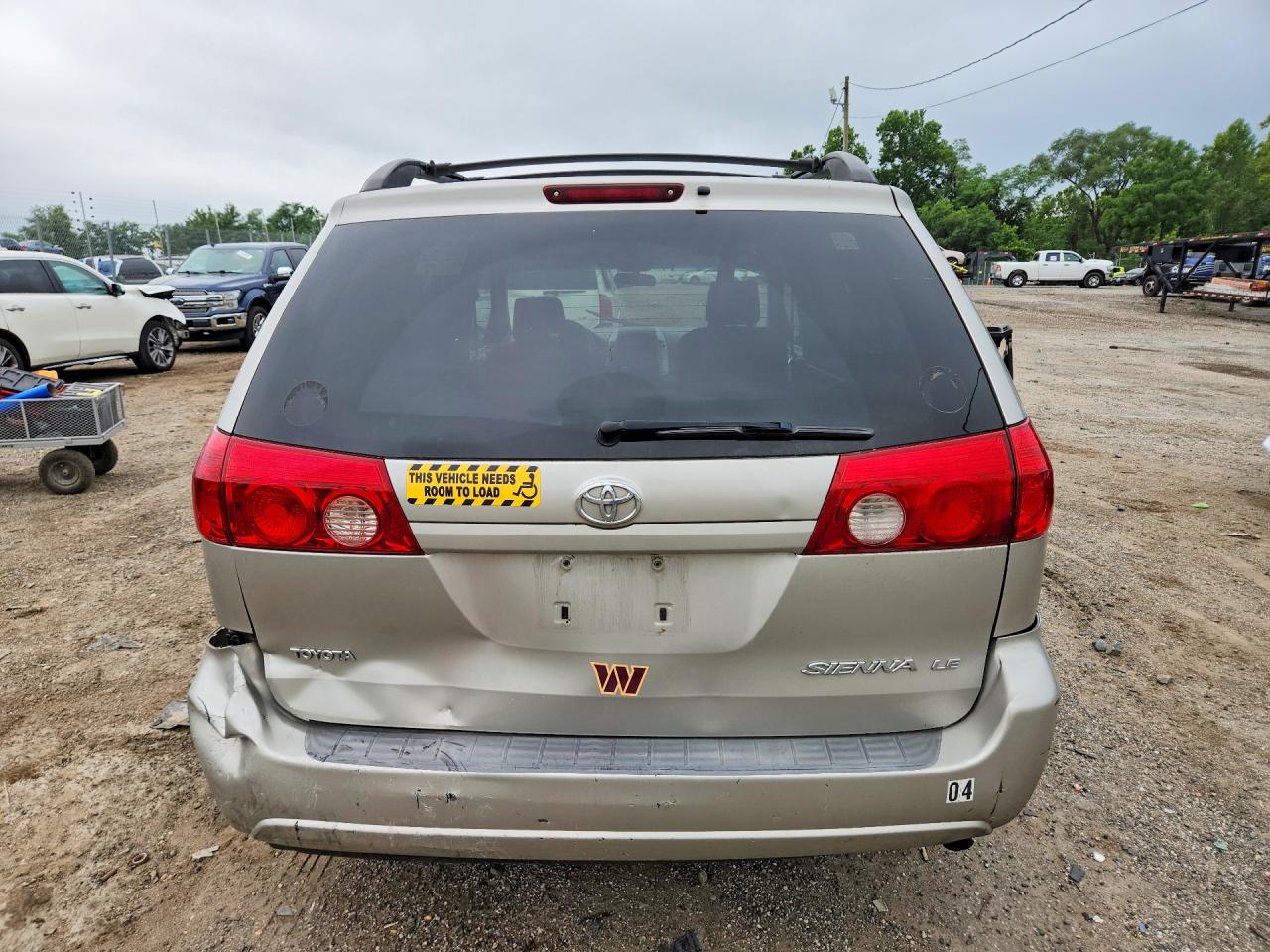 2008 TOYOTA SIENNA