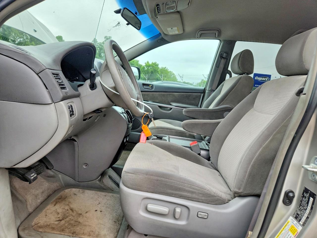 2008 TOYOTA SIENNA