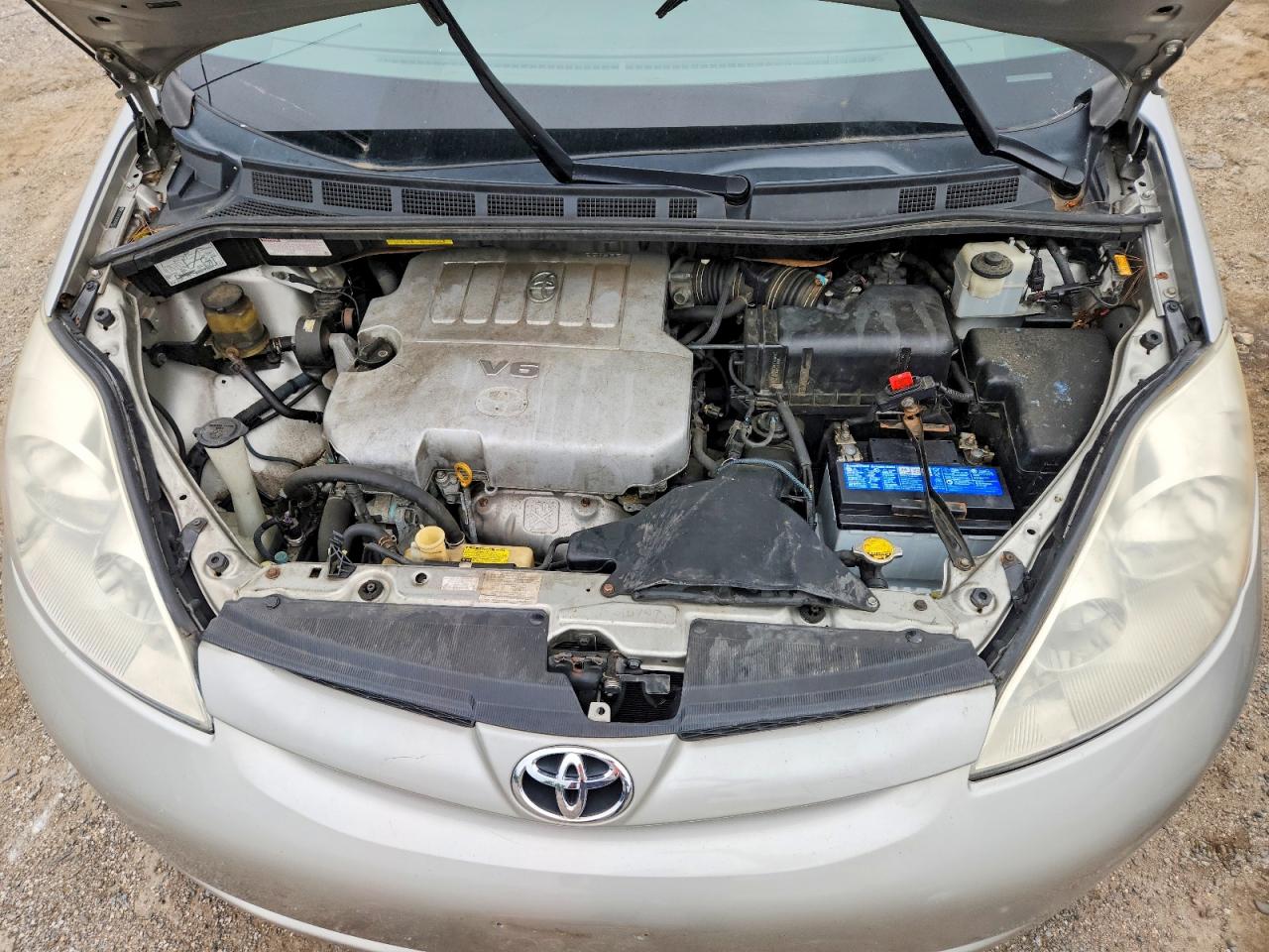 2008 TOYOTA SIENNA