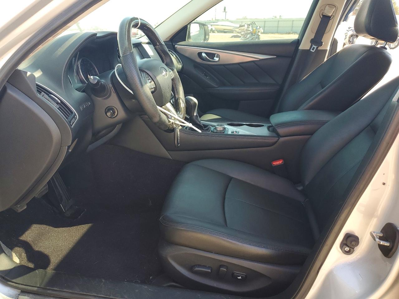 2016 INFINITI Q50 2.0T P
