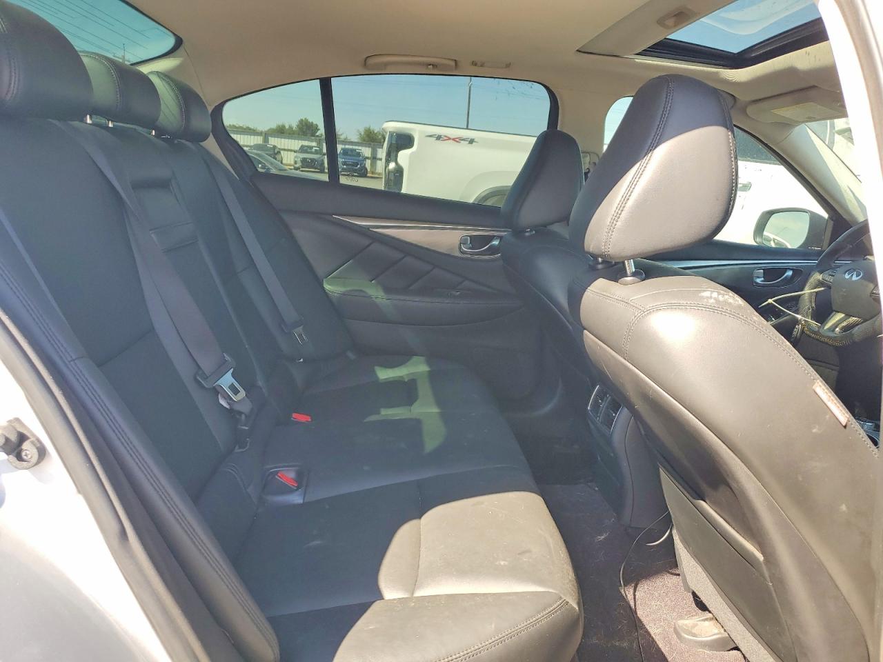 2016 INFINITI Q50 2.0T P