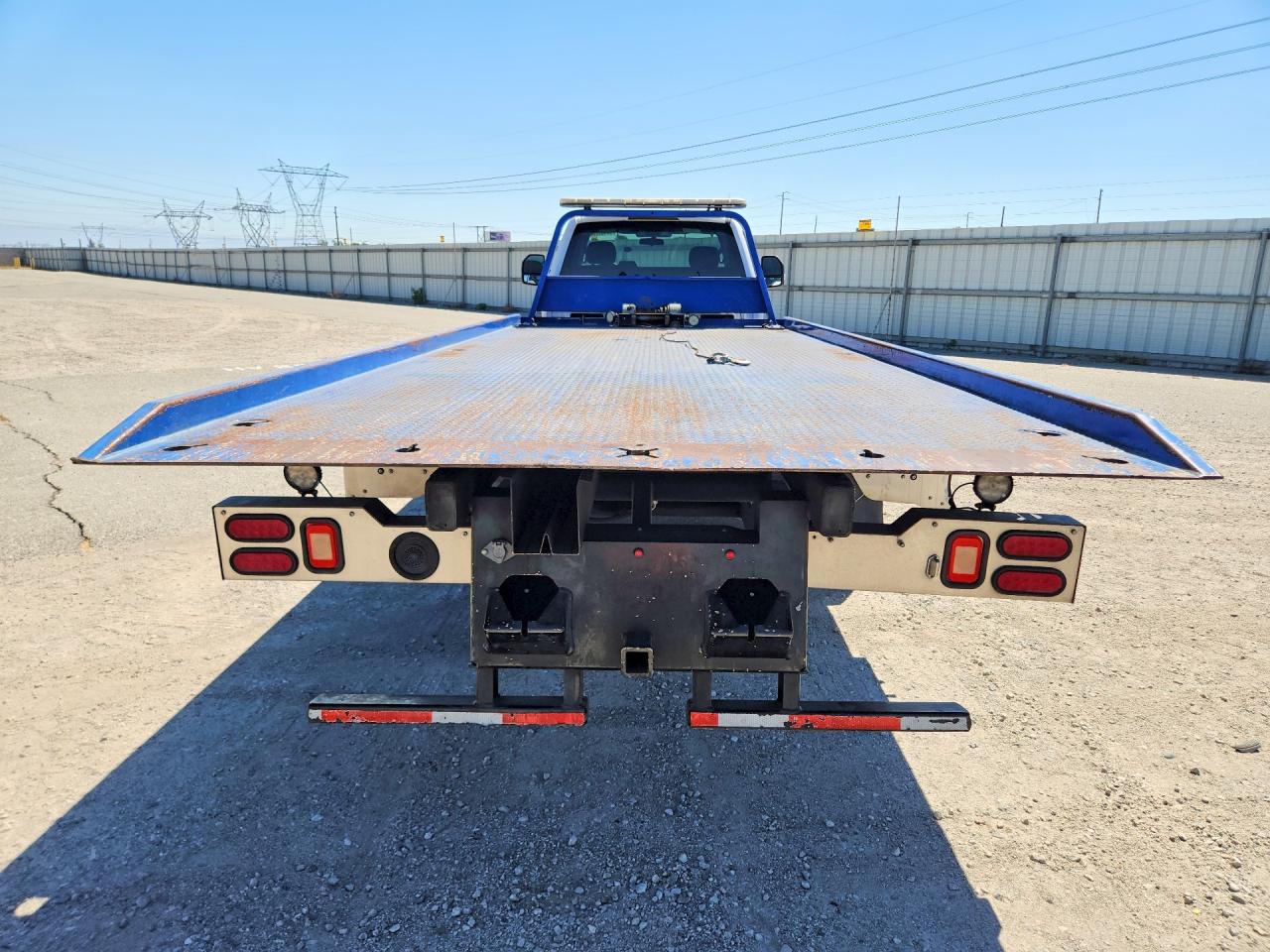 2017 FORD F550