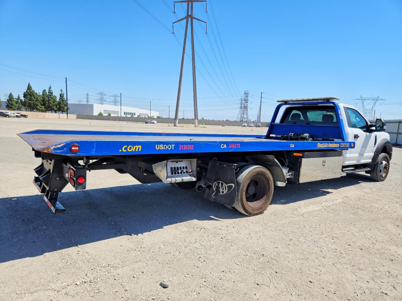 2017 FORD F550