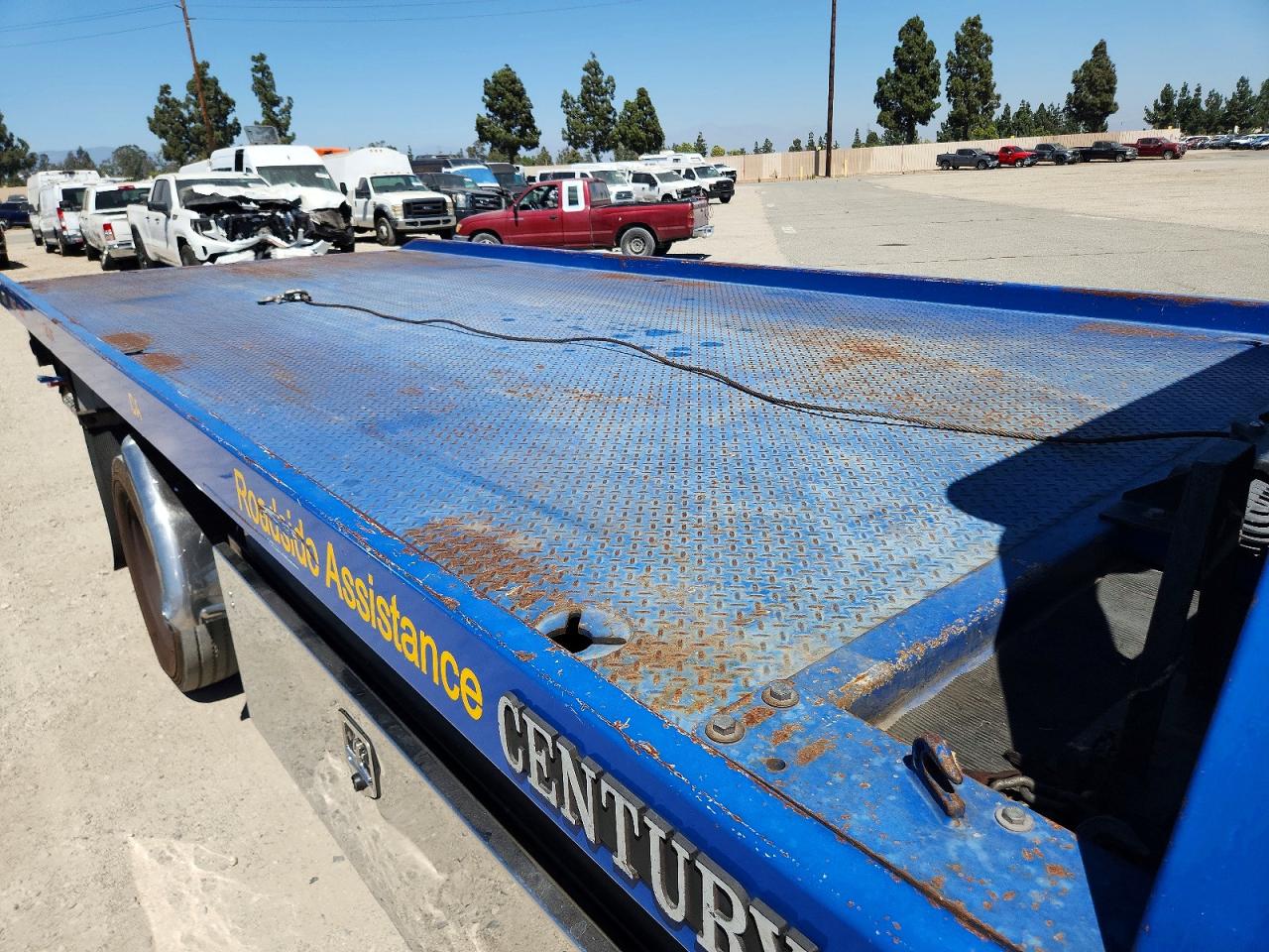 2017 FORD F550