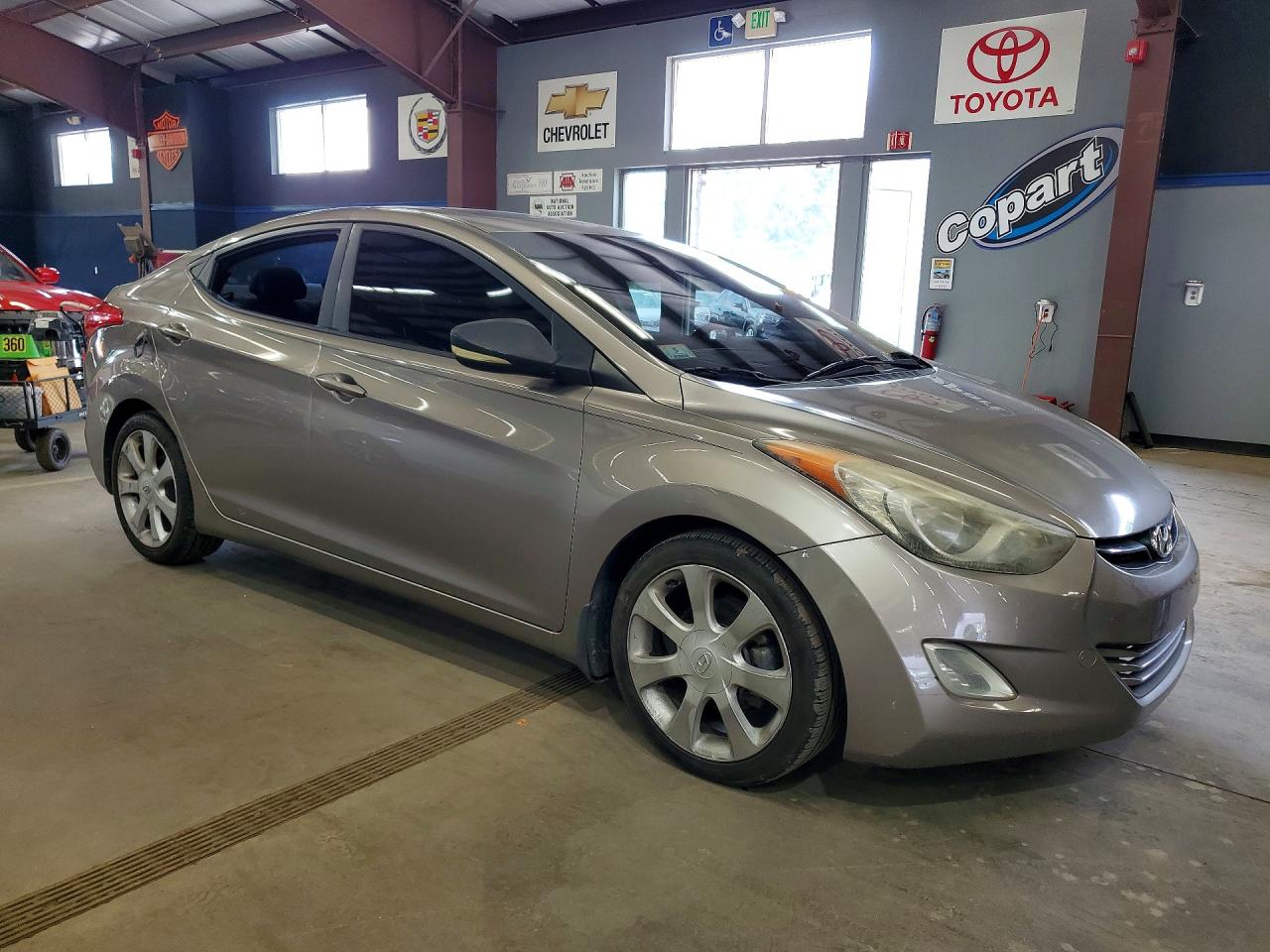 2013 HYUNDAI ELANTRA
