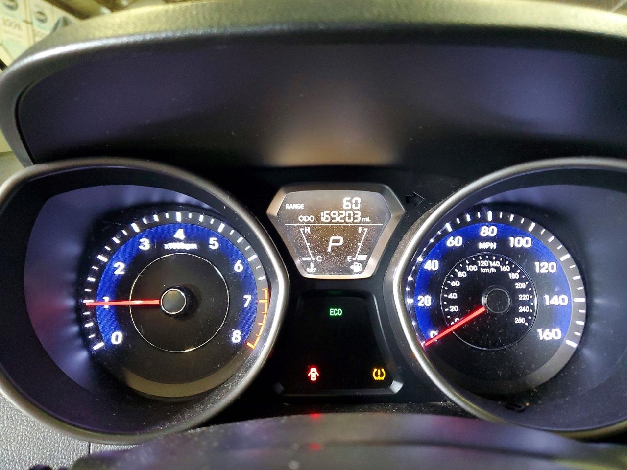 2013 HYUNDAI ELANTRA