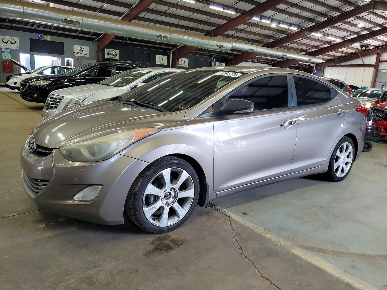 2013 HYUNDAI ELANTRA