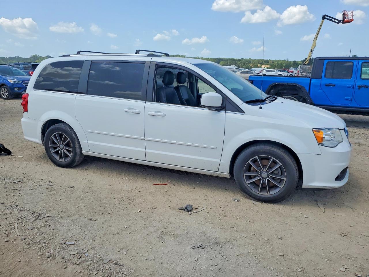 2017 DODGE CARAVAN