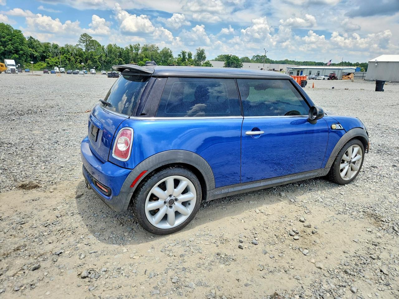 2013 MINI COOPER