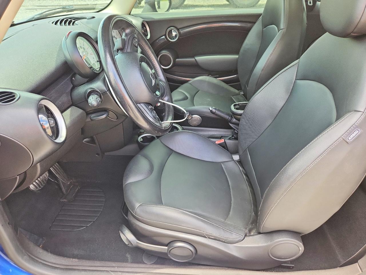 2013 MINI COOPER