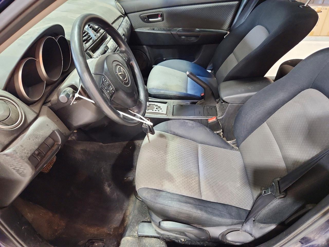 2006 MAZDA 3