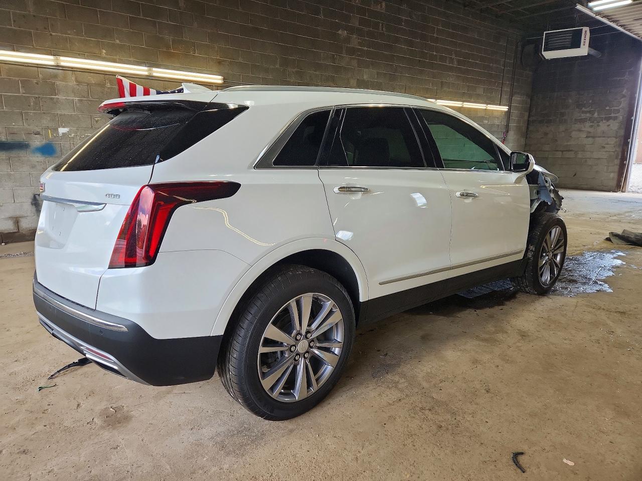 2025 CADILLAC XT5