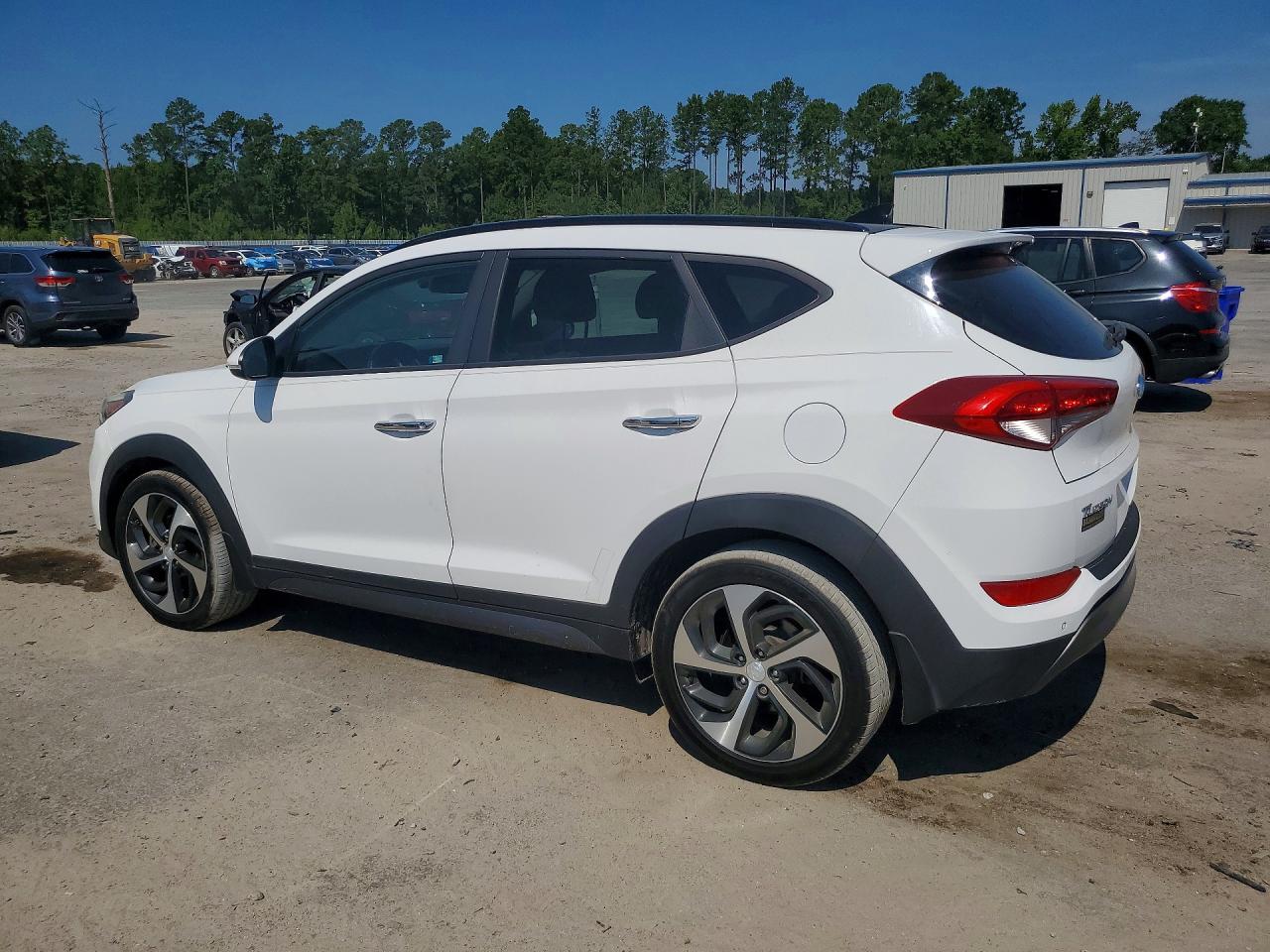 2016 HYUNDAI TUCSON