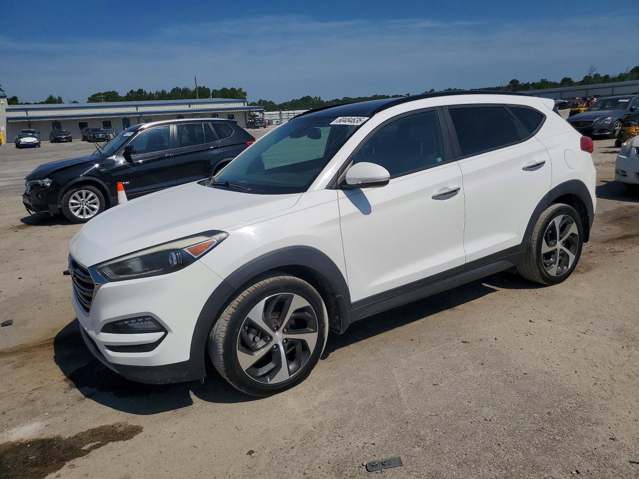 2016 HYUNDAI TUCSON
