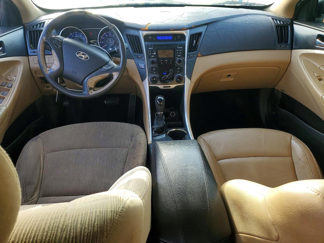2011 HYUNDAI SONATA
