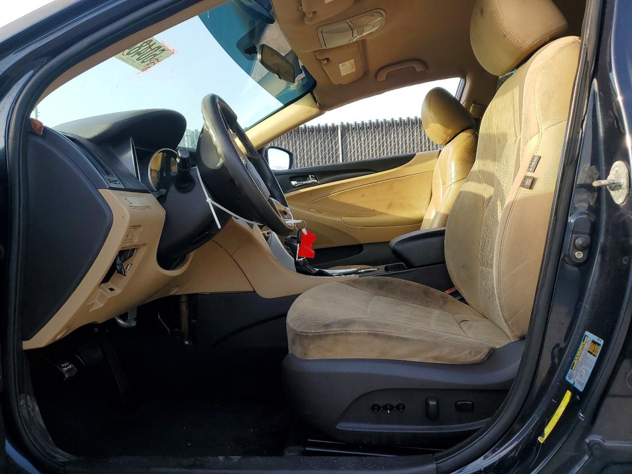2011 HYUNDAI SONATA