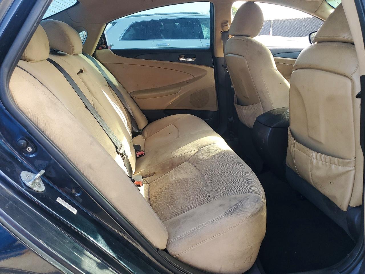 2011 HYUNDAI SONATA