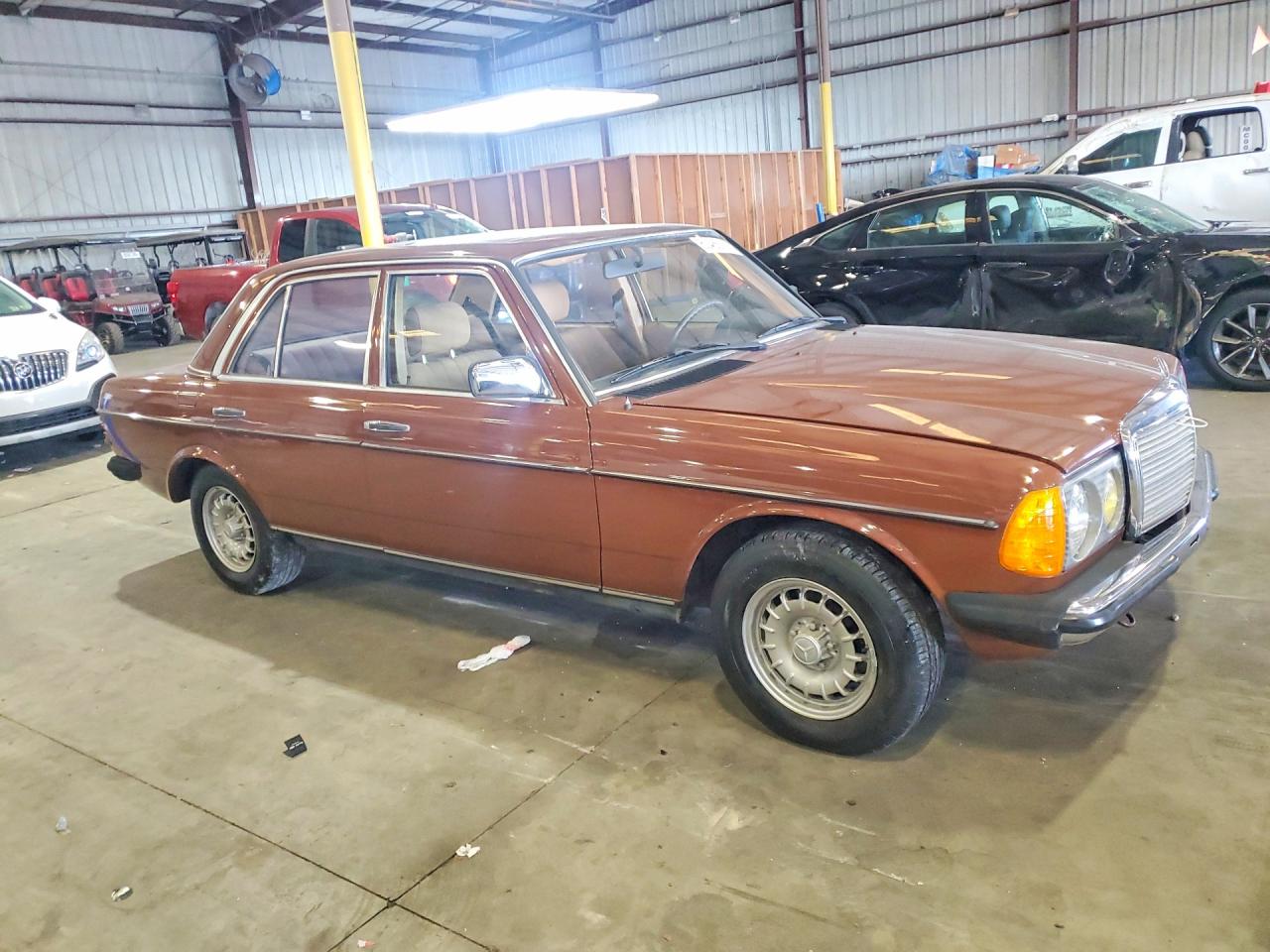 1984 MERCEDES-BENZ S-CLASS