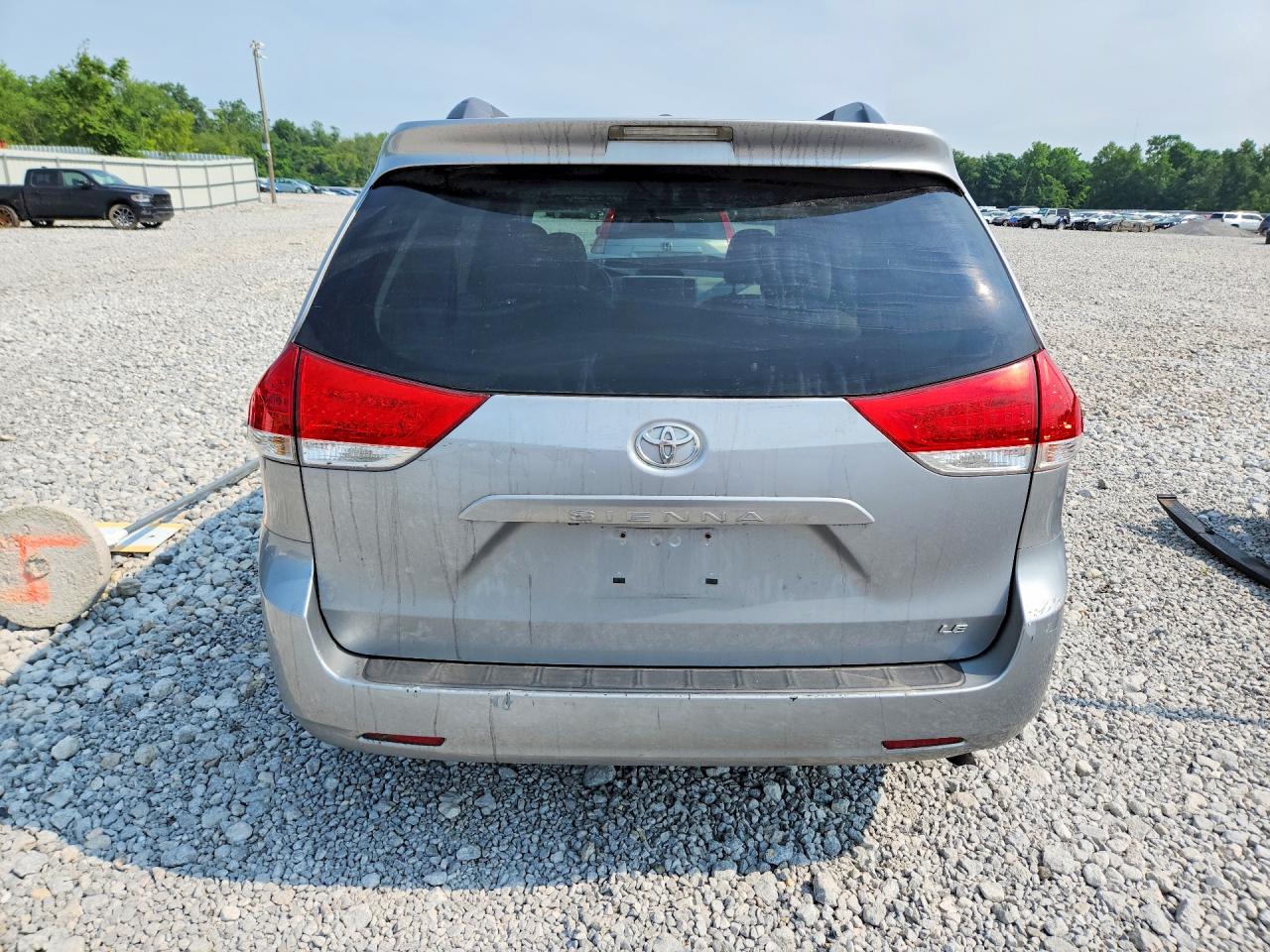2014 TOYOTA SIENNA