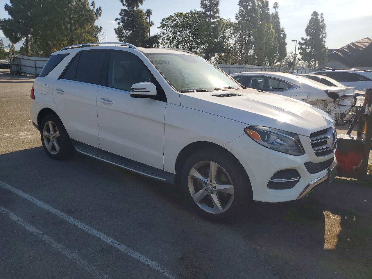 2016 MERCEDES-BENZ GLE-CLASS