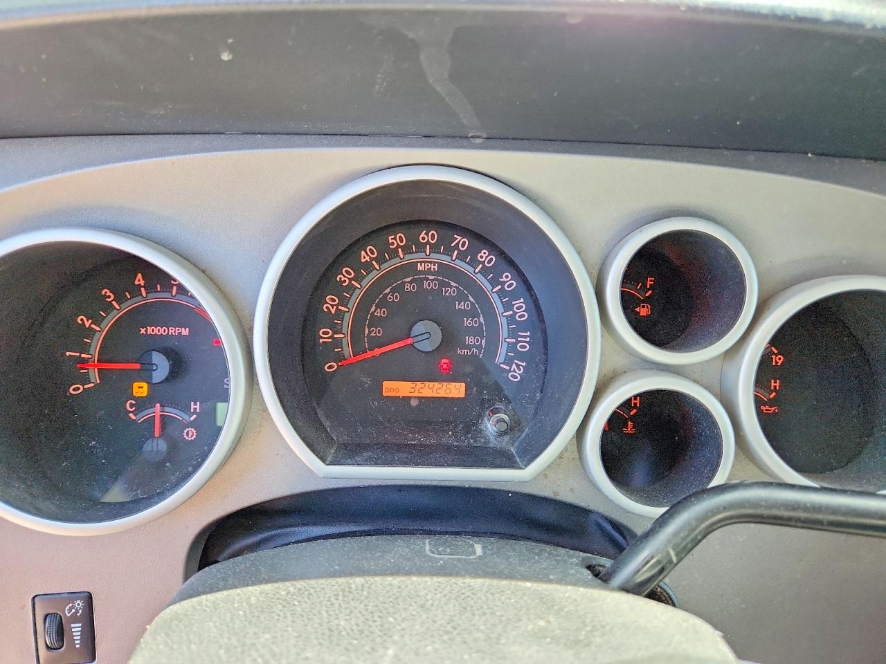 2012 TOYOTA TUNDRA