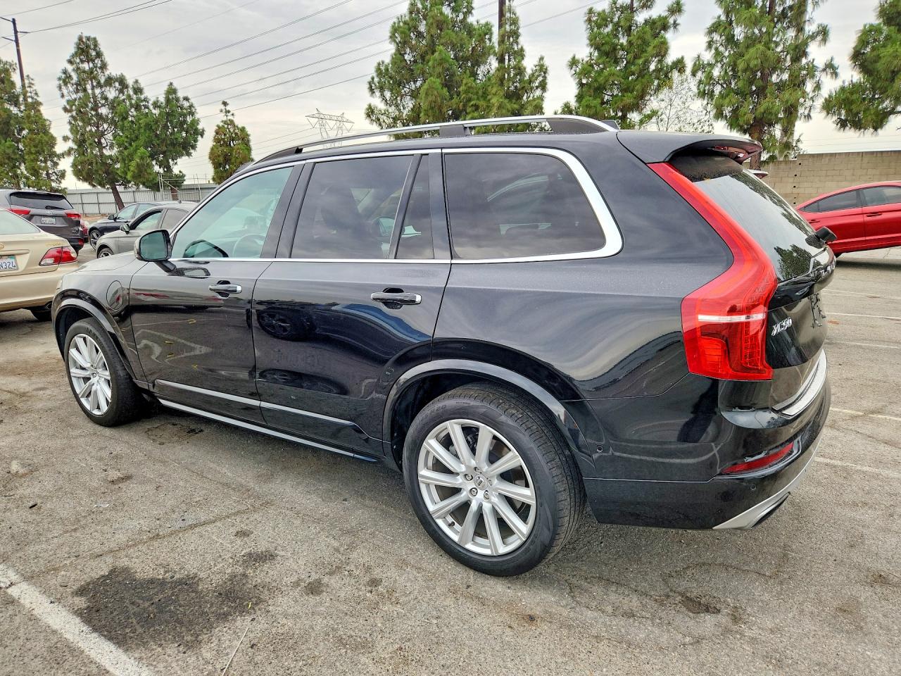 2016 VOLVO XC90