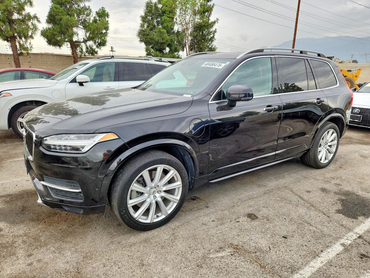 2016 VOLVO XC90