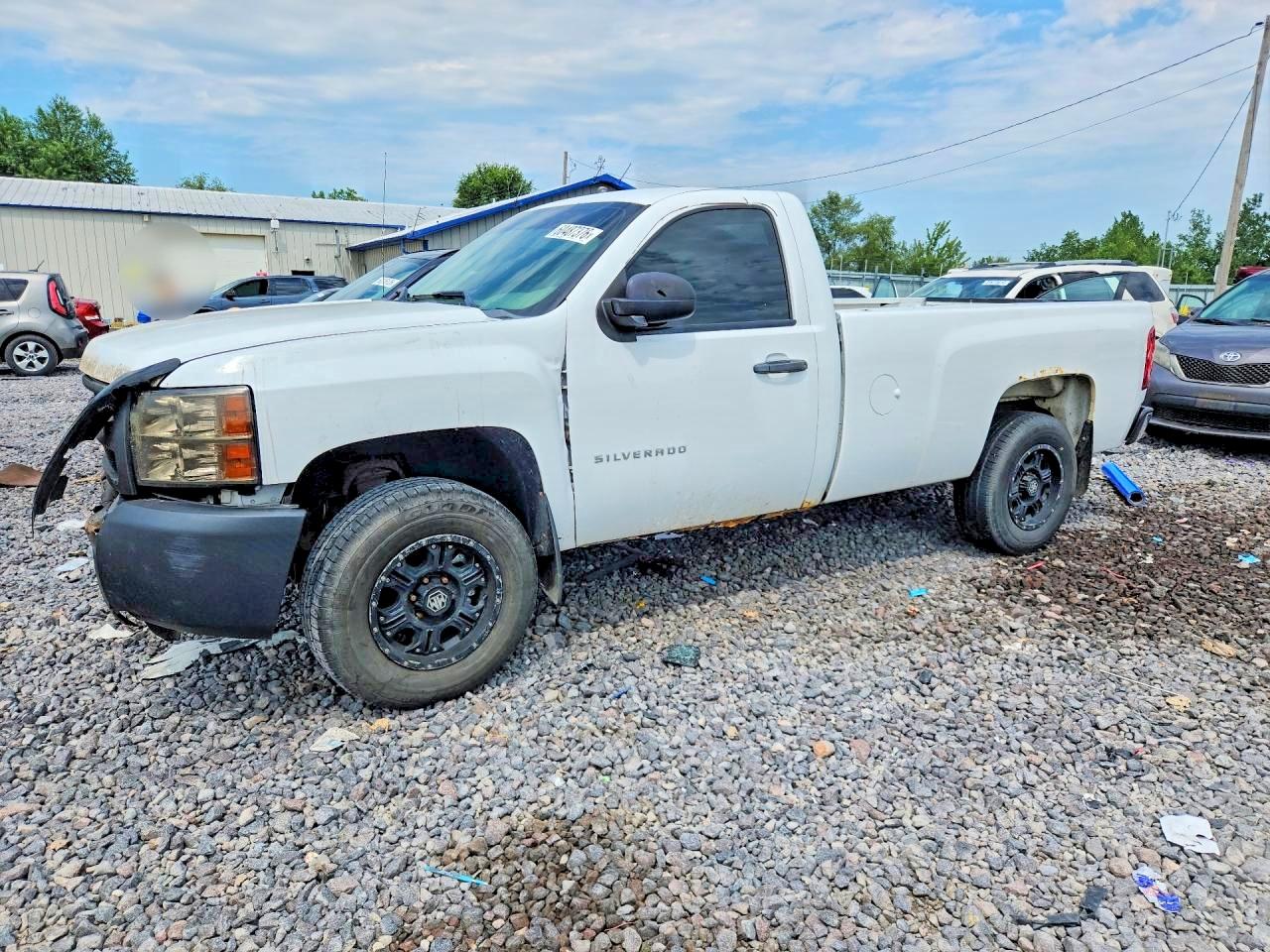 2013 CHEVROLET SILVERADO