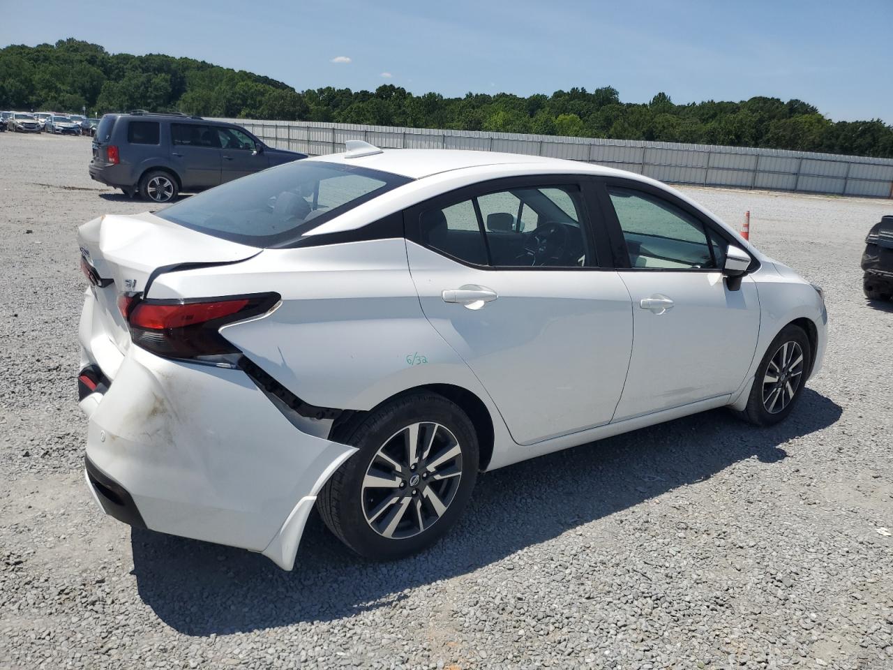 2021 NISSAN VERSA