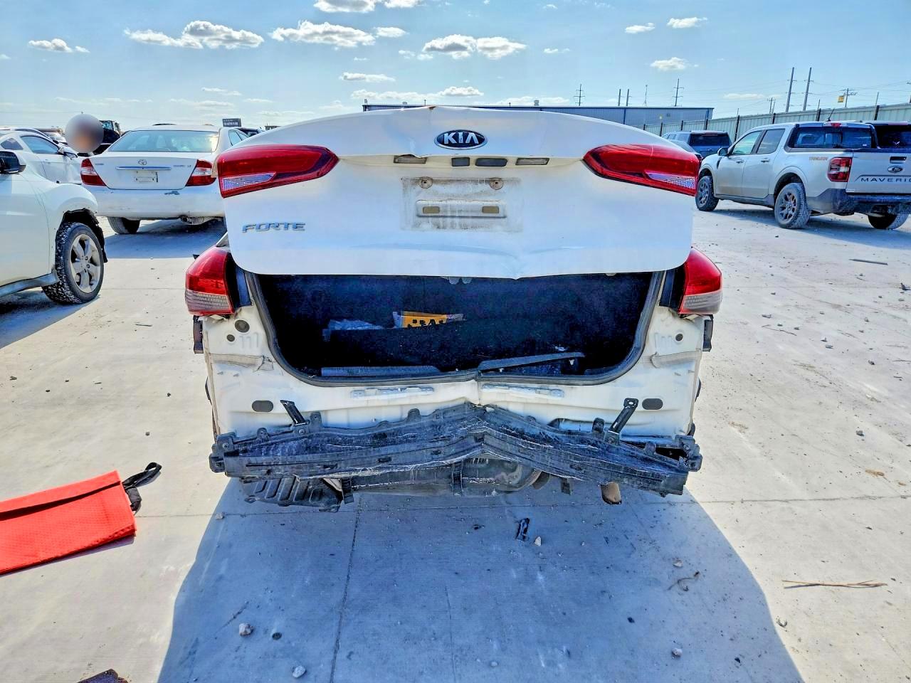 2017 KIA FORTE