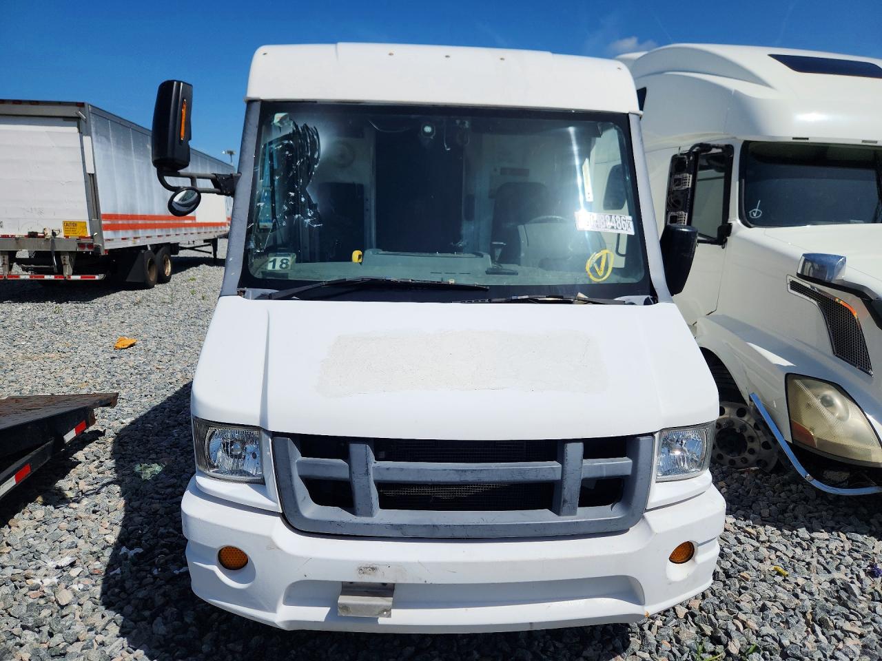 2013 ISUZU NPR