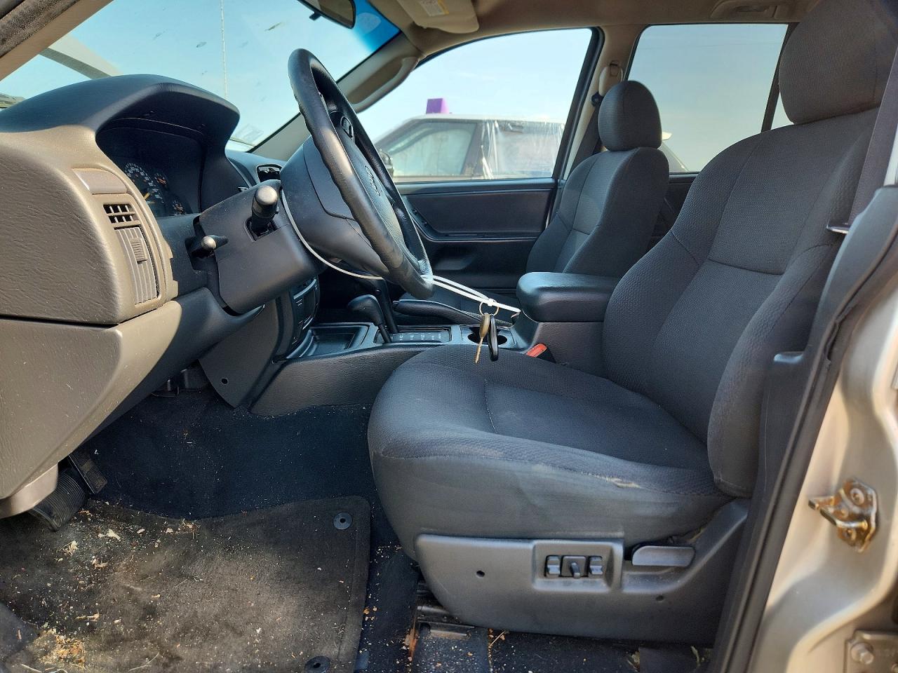 2004 JEEP CHEROKEE