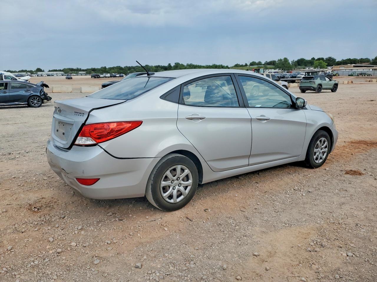 2014 HYUNDAI ACCENT
